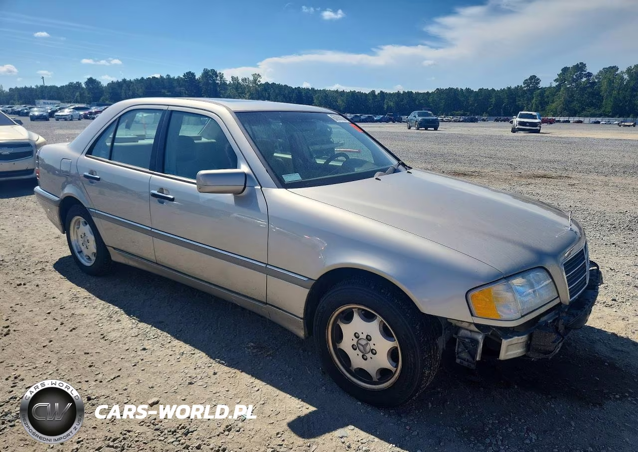 1999 Mercedes-Benz C 230 VIN:WDBHA24G2XA689593 - 4