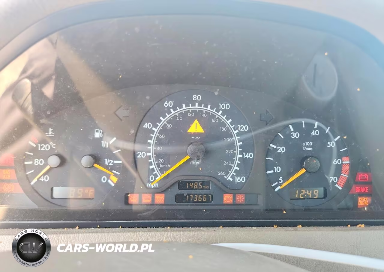 1999 Mercedes-Benz C 230 VIN:WDBHA24G2XA689593 - 9