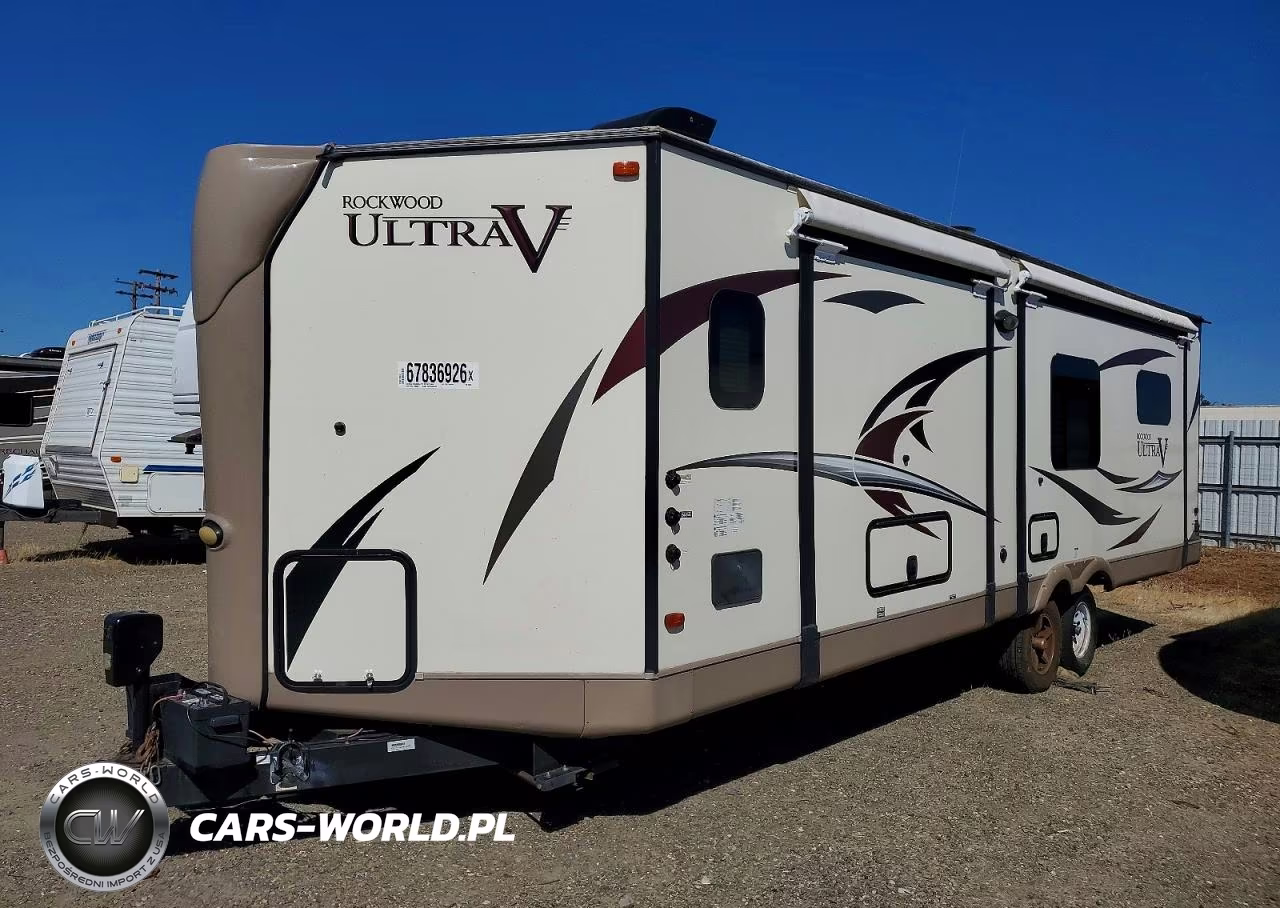 2017 Rockwood Ultra V Camper VIN:4X4TRLC22JZ150555 - 2
