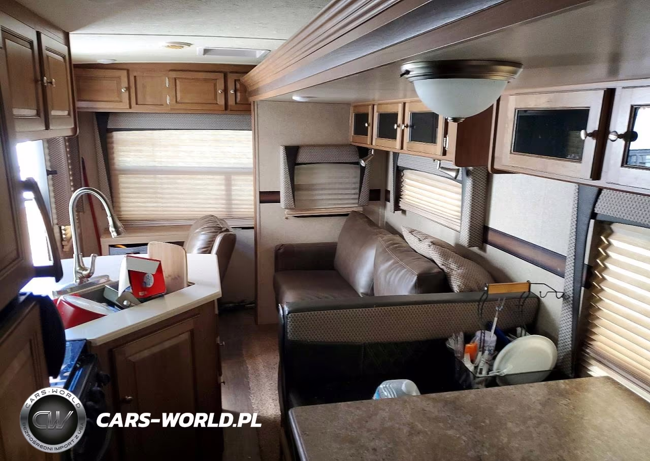 2017 Rockwood Ultra V Camper VIN:4X4TRLC22JZ150555 - 6