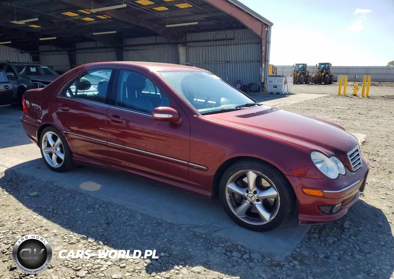 2005 Mercedes-Benz C 230K Sport Sedan VIN:WDBRF40JX5F582679 - 4