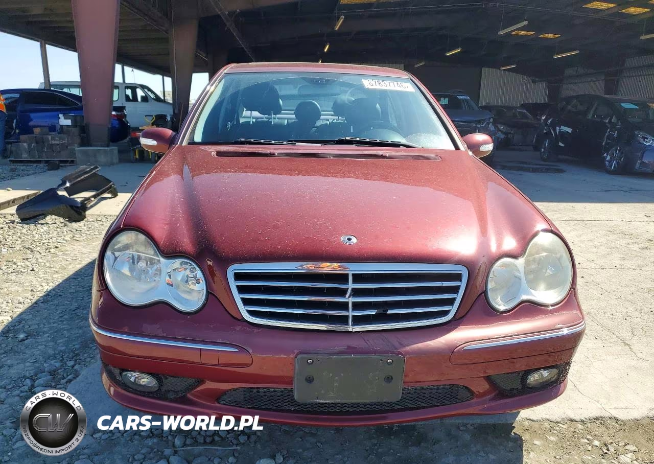 2005 Mercedes-Benz C 230K Sport Sedan VIN:WDBRF40JX5F582679 - 5