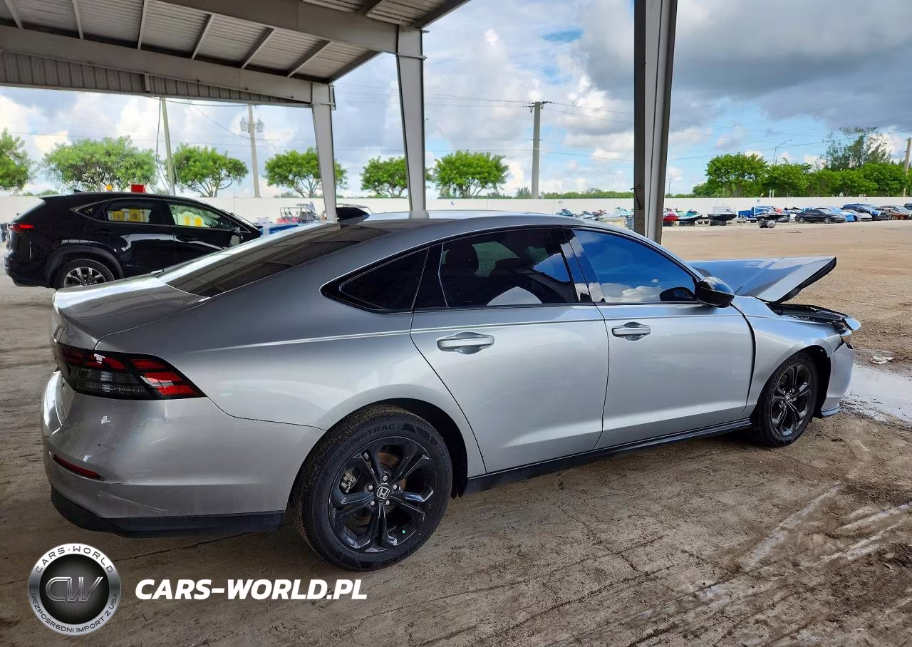 2025 Honda Accord Se VIN:1HGCY1F49SA007856 - 3