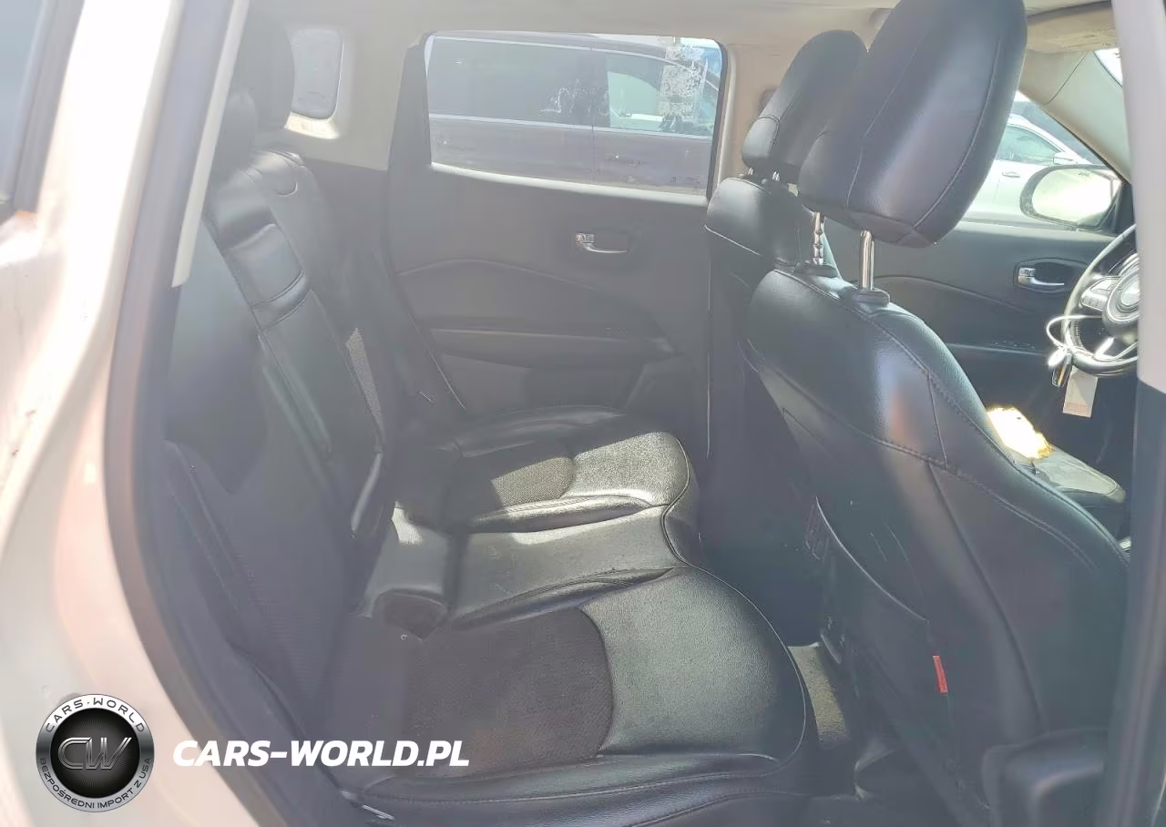 2019 Jeep Compass Trailhawk VIN:3C4NJDDB6KT618192 - 11