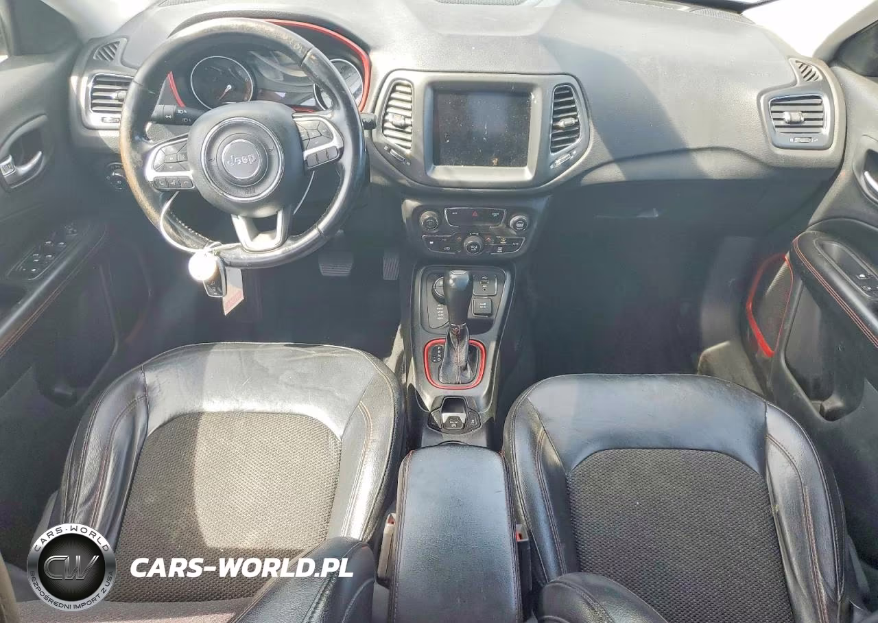2019 Jeep Compass Trailhawk VIN:3C4NJDDB6KT618192 - 8