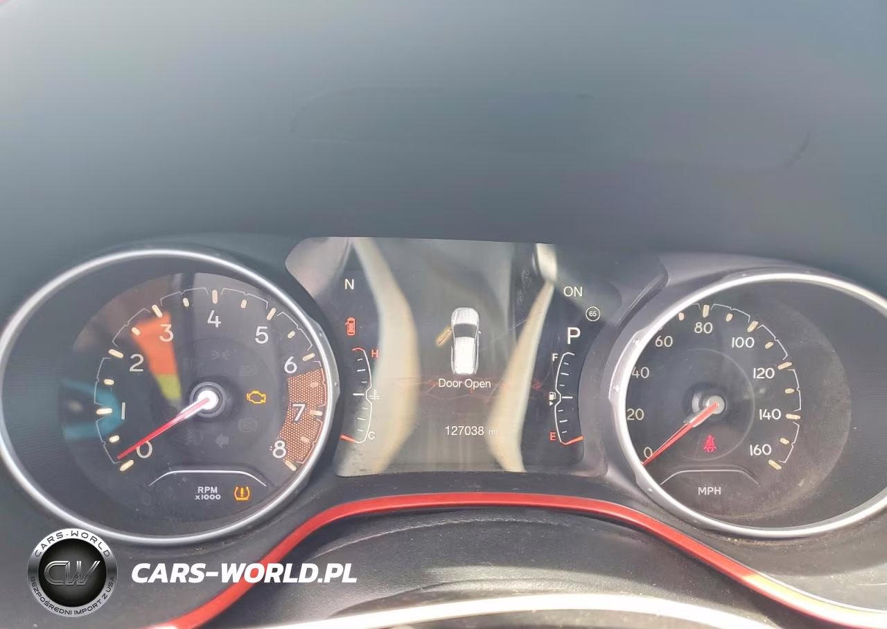 2019 Jeep Compass Trailhawk VIN:3C4NJDDB6KT618192 - 9