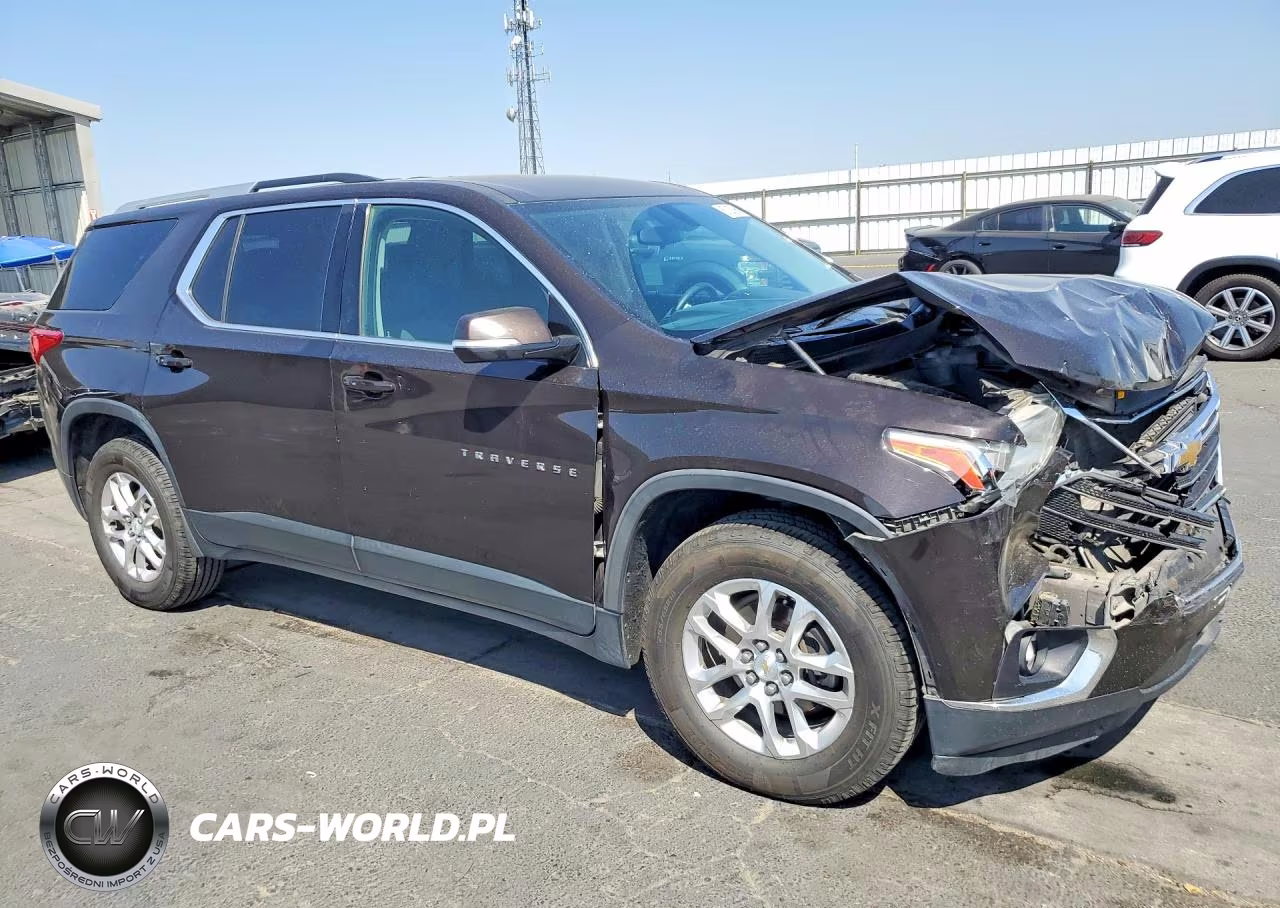 2018 Chevrolet Traverse Lt VIN:1GNERGKW0JJ118946 - 4