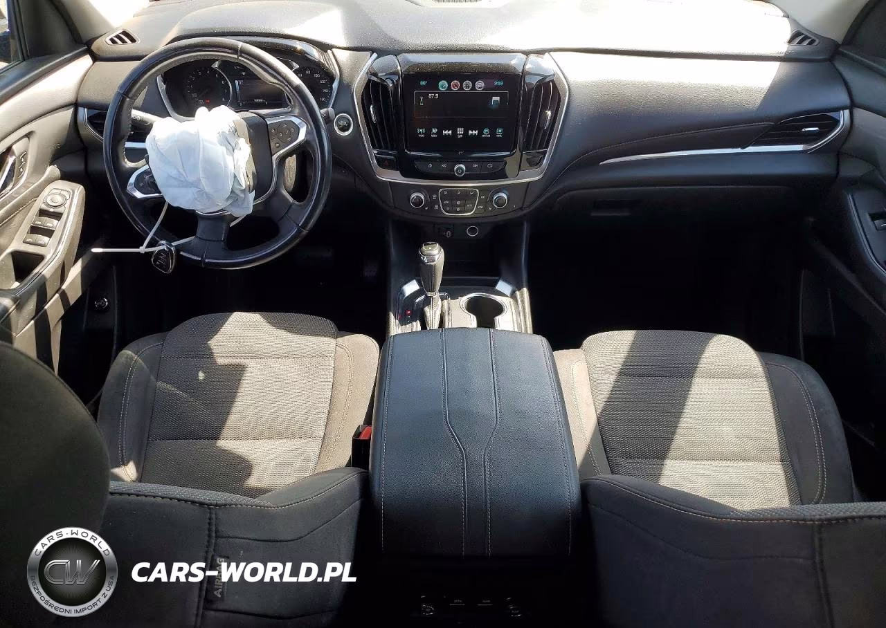 2018 Chevrolet Traverse Lt VIN:1GNERGKW0JJ118946 - 8