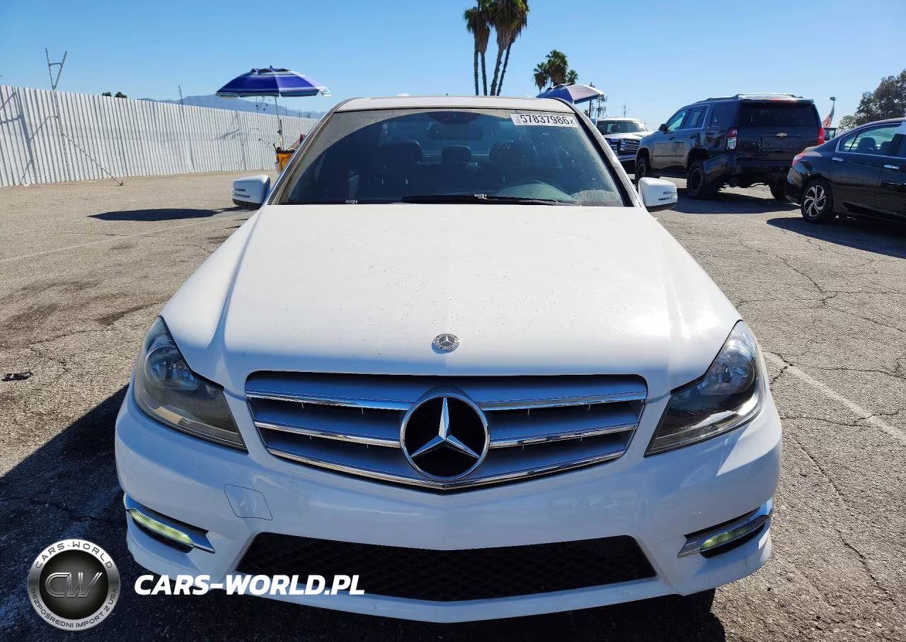 2013 Mercedes-Benz C 250 VIN:WDDGF4HB5DA786605 - 5