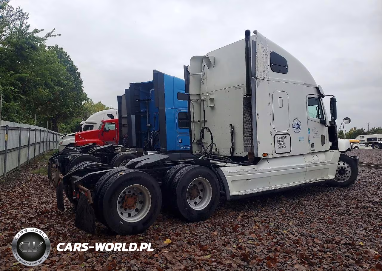 2005 Freightliner Cst120 Semi Truck VIN:1FUJBBCK15LN51219 - 3