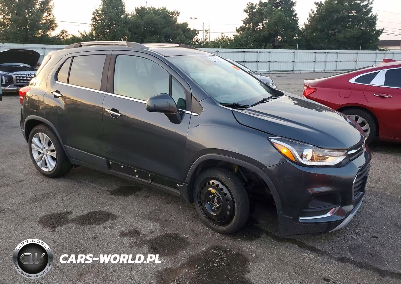 2019 Chevrolet Trax Premier VIN:3GNCJMSB0KL160344 - 4