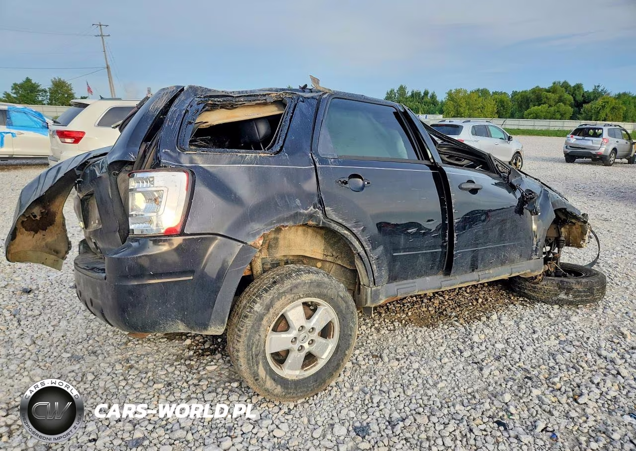 2012 Ford Escape Xlt VIN:1FMCU0D76CKA14224 - 3