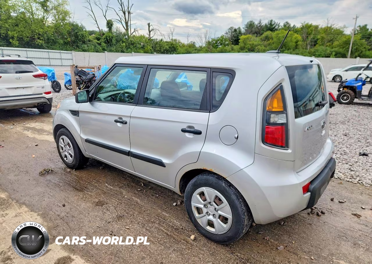 2011 Kia Soul Base VIN:KNDJT2A19B7332303 - 2