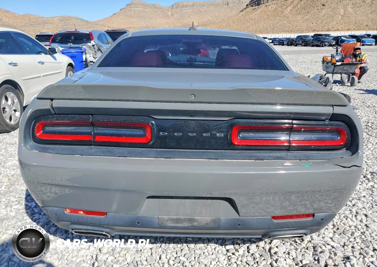 2018 Dodge Challenger Sxt VIN:2C3CDZAG1JH328093 - 6