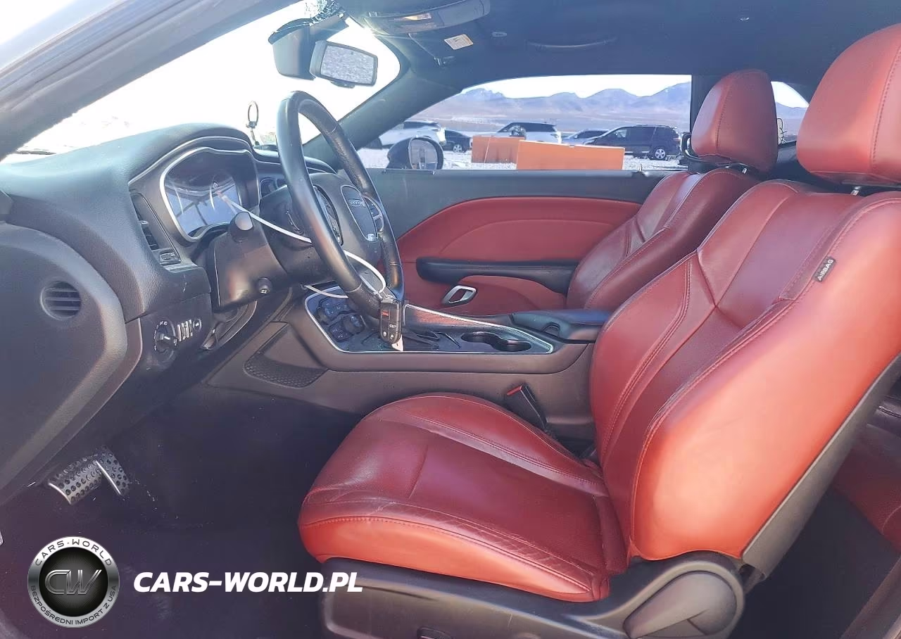2018 Dodge Challenger Sxt VIN:2C3CDZAG1JH328093 - 7