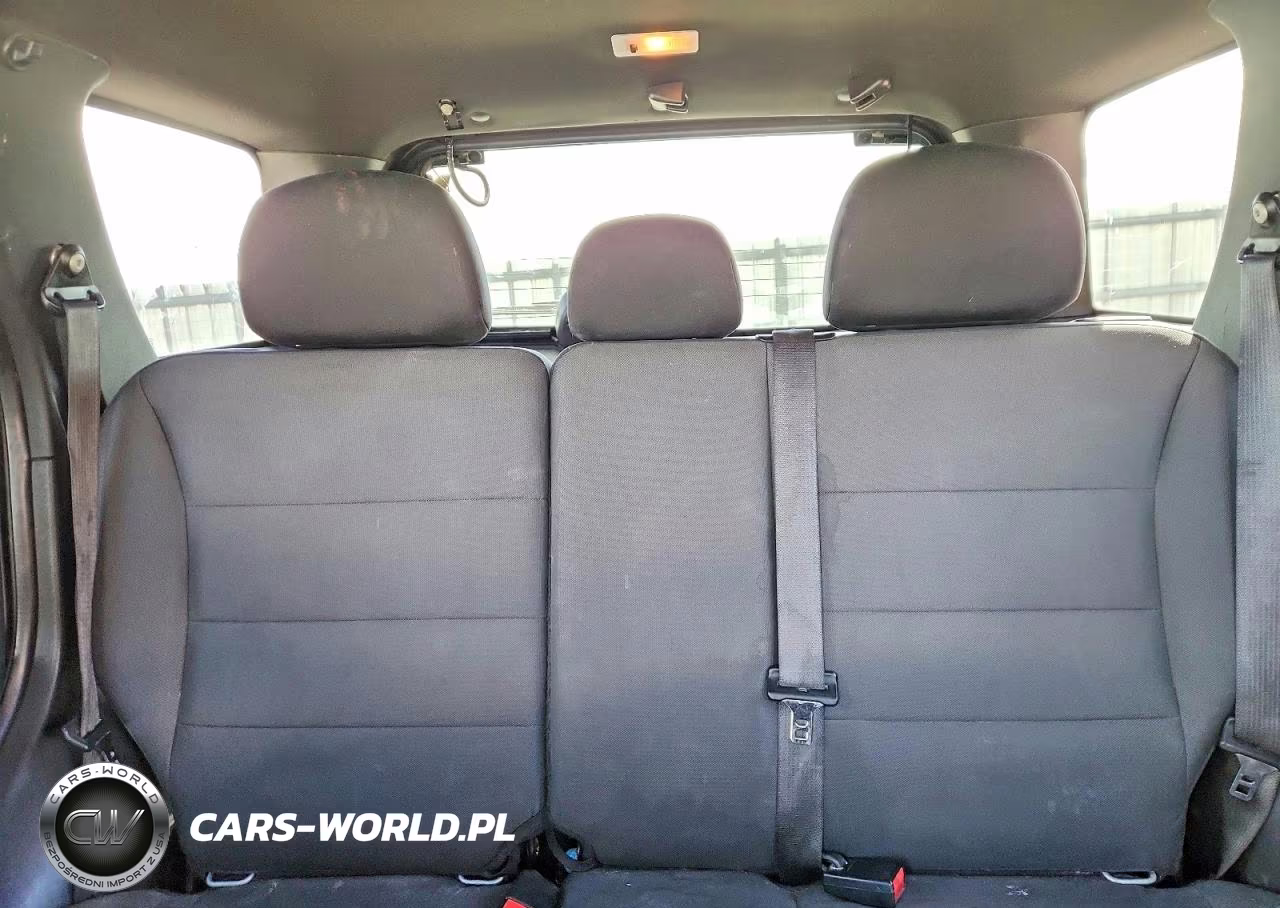 2012 Ford Escape Xlt VIN:1FMCU9DG4CKB92105 - 10