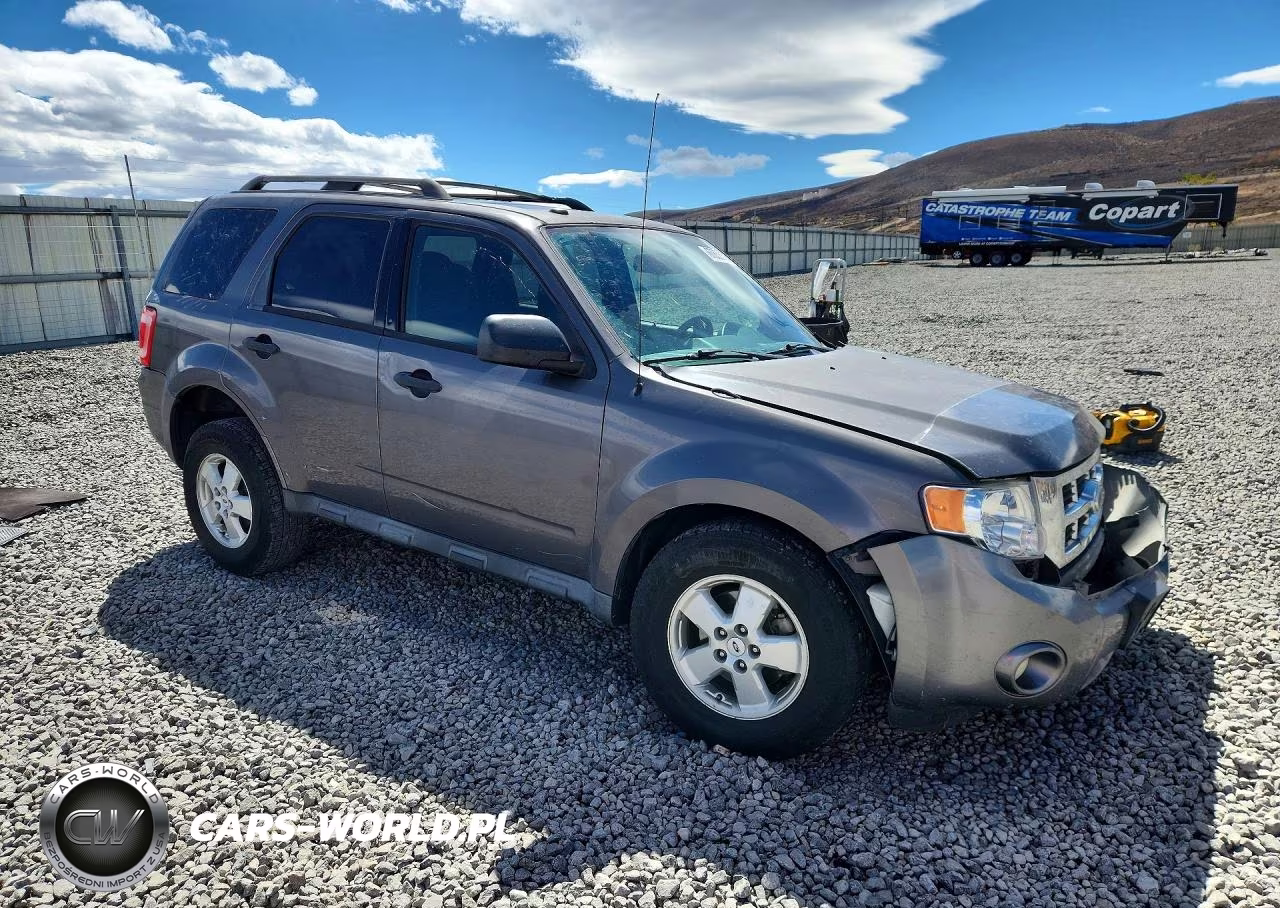 2012 Ford Escape Xlt VIN:1FMCU9DG4CKB92105 - 4