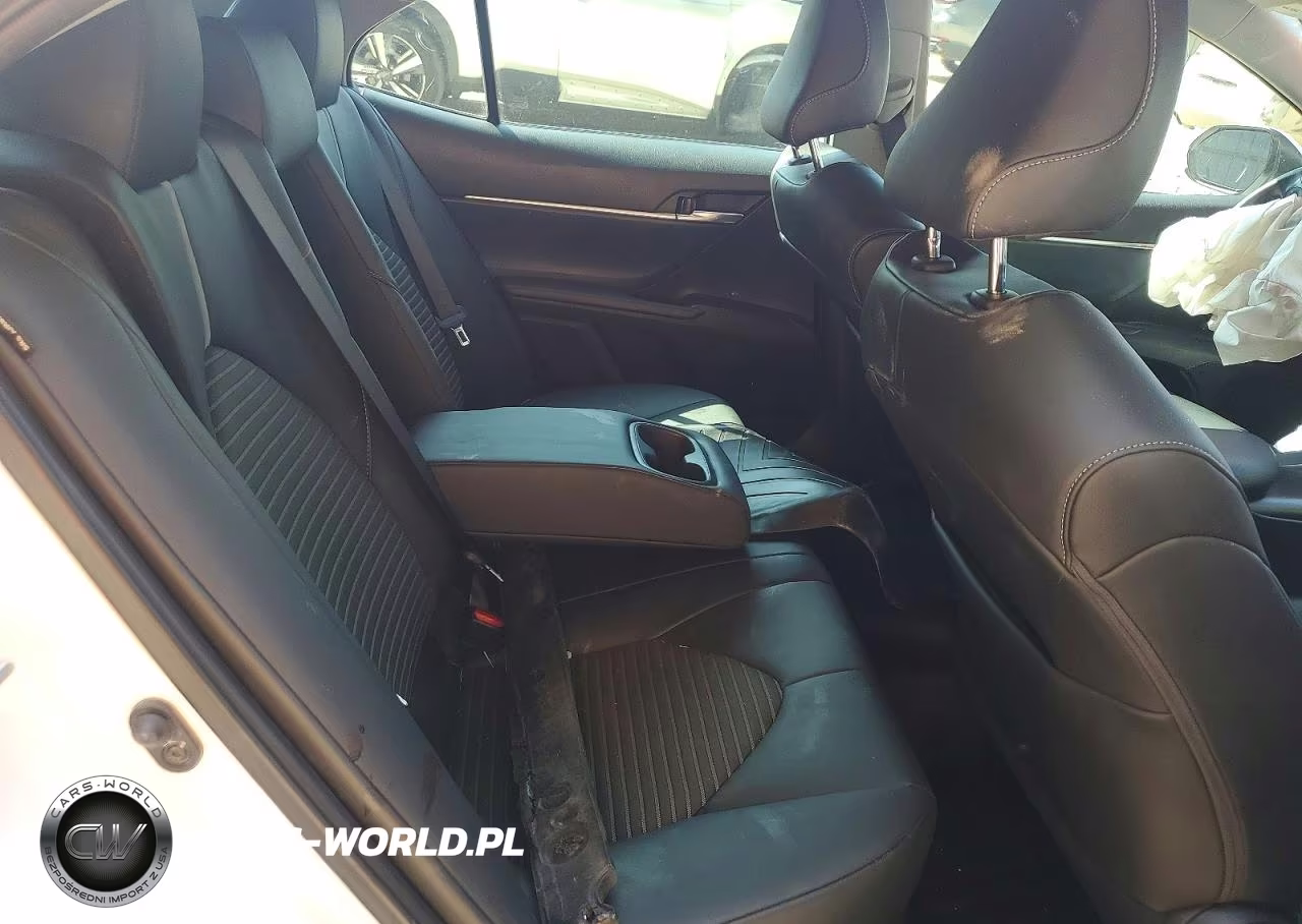 2021 Toyota Camry Se VIN:4T1G11AKXMU551077 - 10