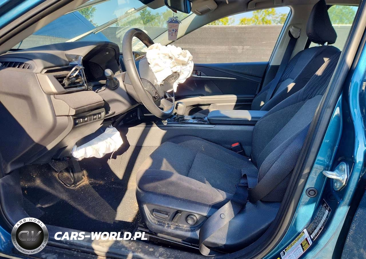2025 Toyota Camry Le VIN:4T1DAACK0SU190293 - 7