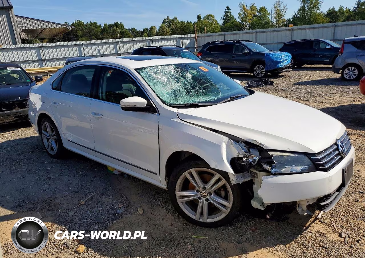 2013 Volkswagen Passat Sel VIN:1VWCN7A35DC045632 - 4