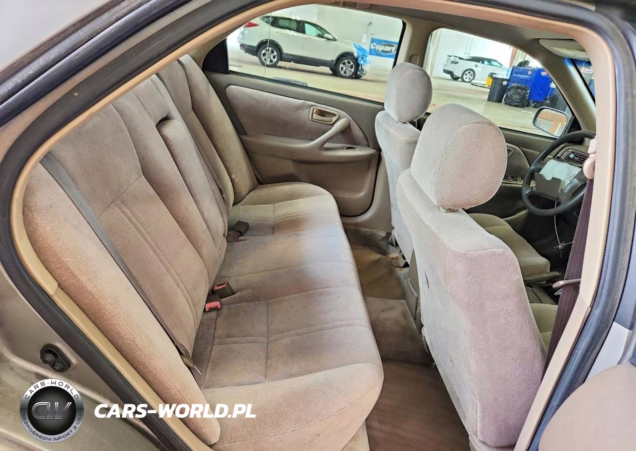 1999 Toyota Camry Le VIN:JT2BG22K0X0373427 - 10