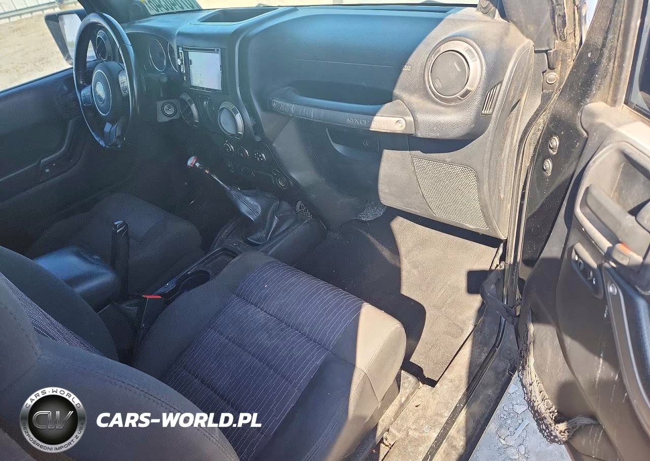 2011 Jeep Wrangler Sport VIN:1J4AA2D11BL550898 - 8