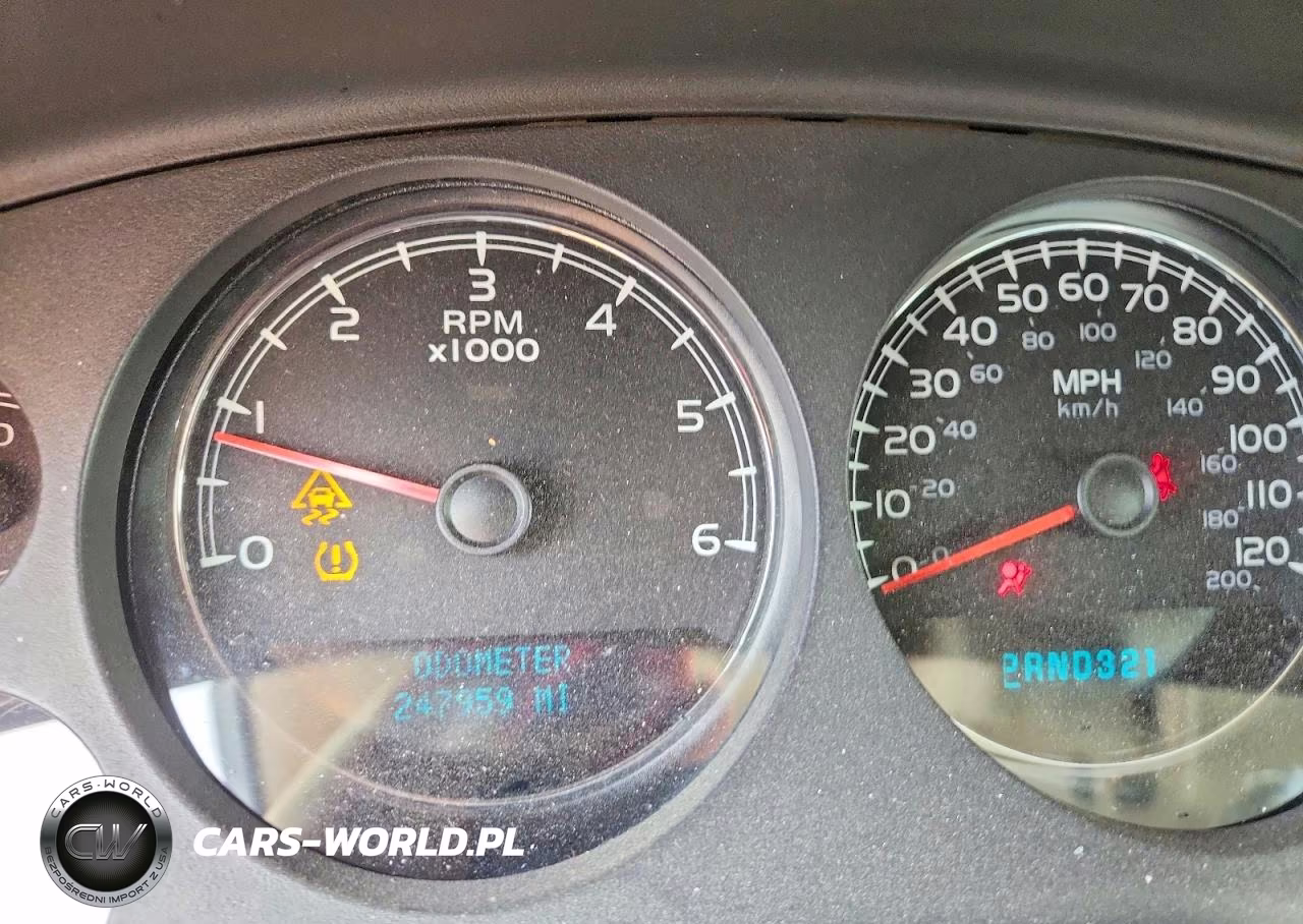 2007 GMC Yukon VIN:1GKFK13017R118462 - 9