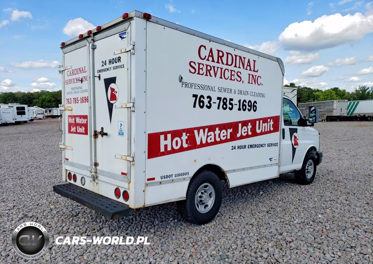 2005 Chevrolet Express G3500 VIN:1GBHG31UX51255455 - 3