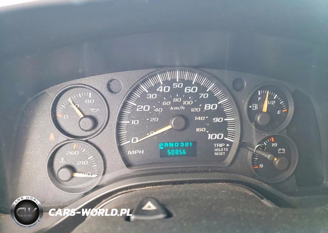 2005 Chevrolet Express G3500 VIN:1GBHG31UX51255455 - 9