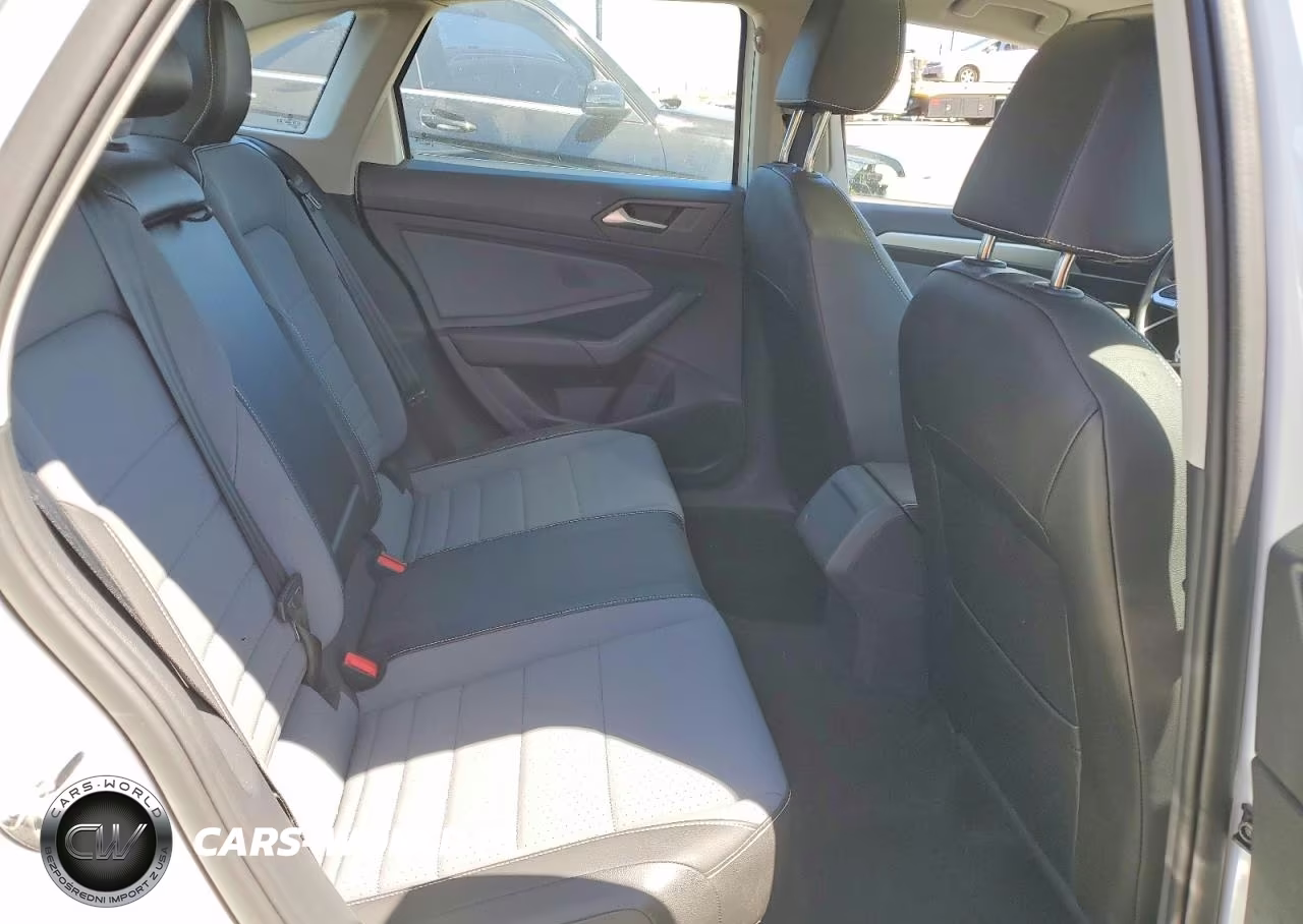 2025 Volkswagen Jetta Se VIN:3VW7X7BU8SM018570 - 10