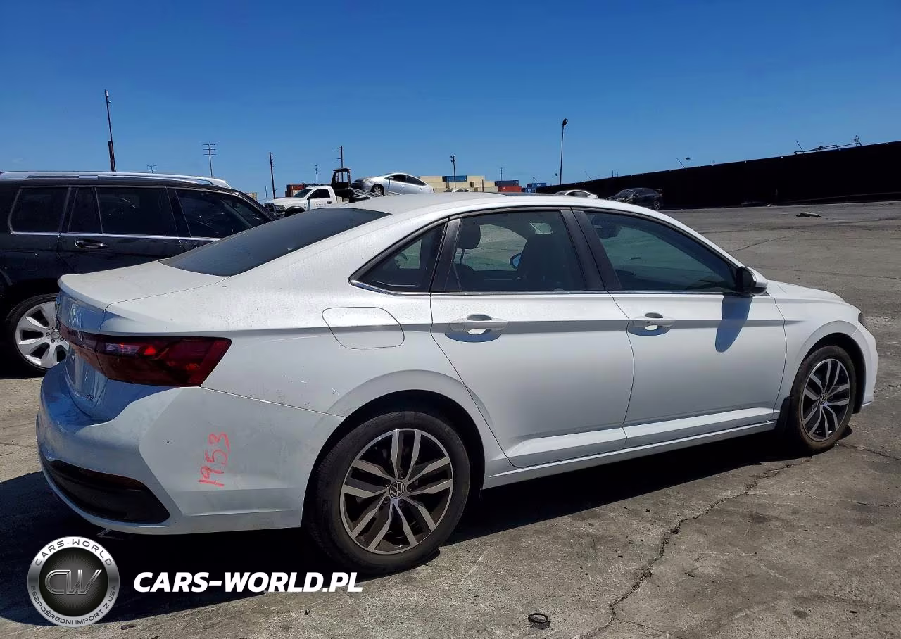 2025 Volkswagen Jetta Se VIN:3VW7X7BU8SM018570 - 3
