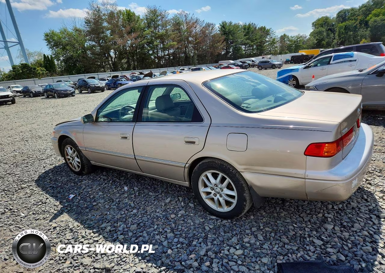 2000 Toyota Camry Xle V6 VIN:4T1BF28K1YU957214 - 2