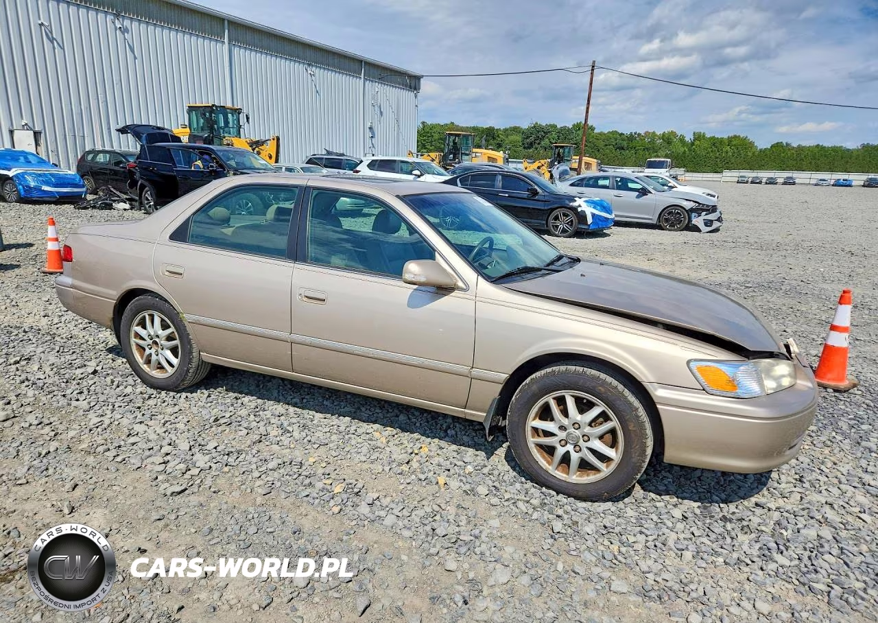 2000 Toyota Camry Xle V6 VIN:4T1BF28K1YU957214 - 4