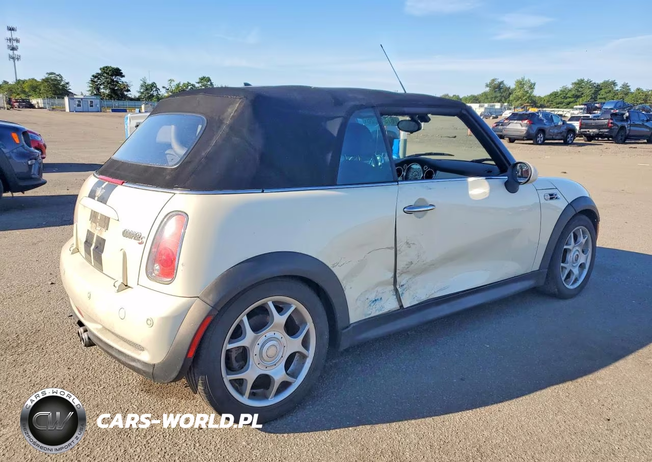 2007 Mini Cooper S VIN:WMWRH33527TJ44339 - 3