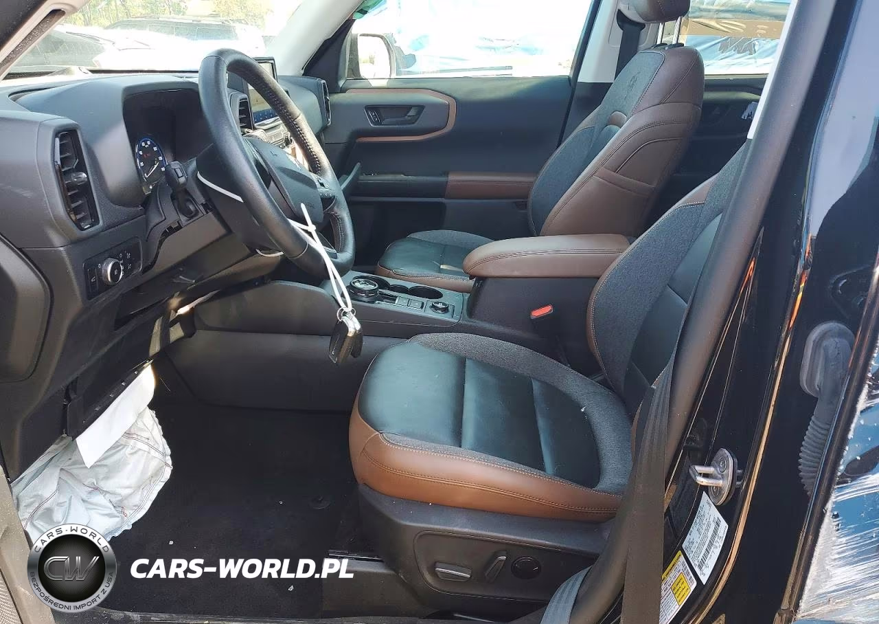 2023 Ford Bronco Sport Outer Banks VIN:3FMCR9C65PRD45943 - 7