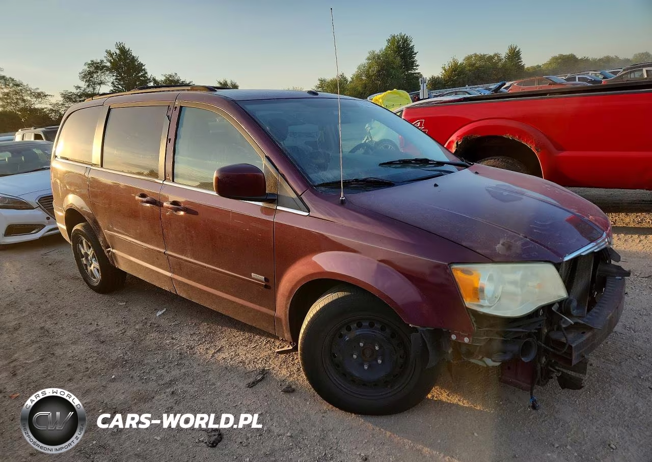 2008 Chrysler Town & Country Touring VIN:2A8HR54P58R765129 - 4
