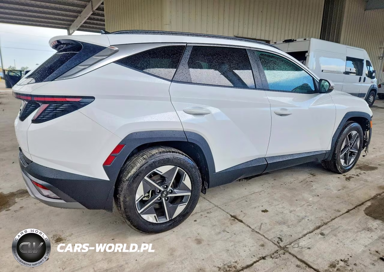 2025 Hyundai Tucson Sel VIN:5NMJC3DE3SH583704 - 3