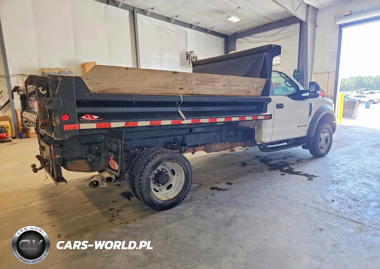 2019 Ford F550 Super Duty VIN:1FDUF5HT5KEE76449 - 3