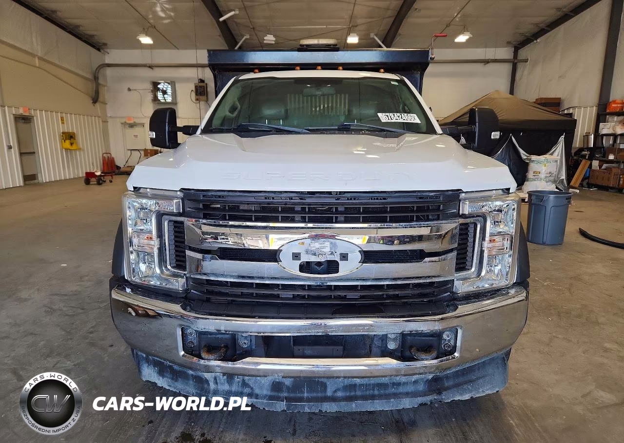 2019 Ford F550 Super Duty VIN:1FDUF5HT5KEE76449 - 5