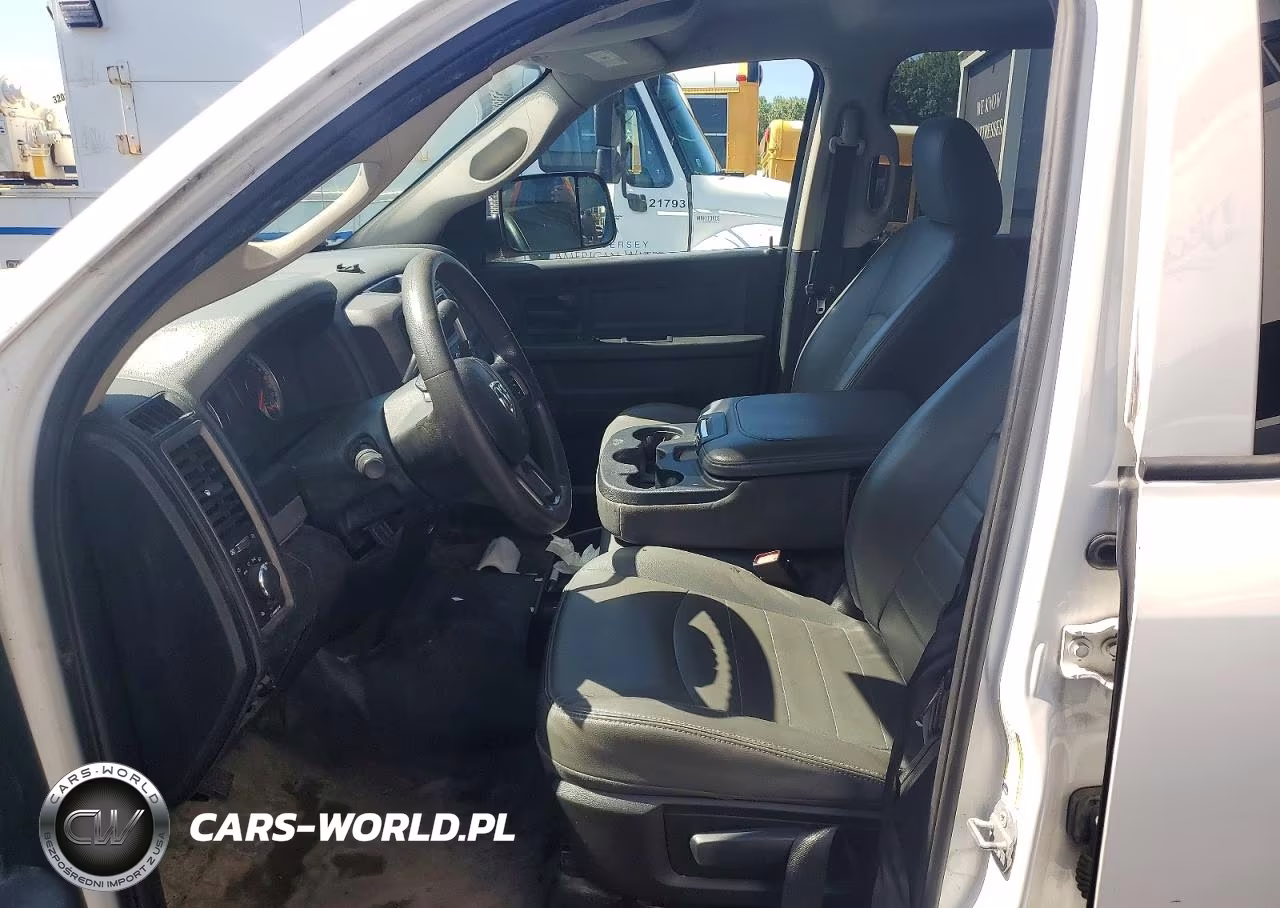 2018 Ram 3500 St VIN:3C63RPGL4JG172242 - 7