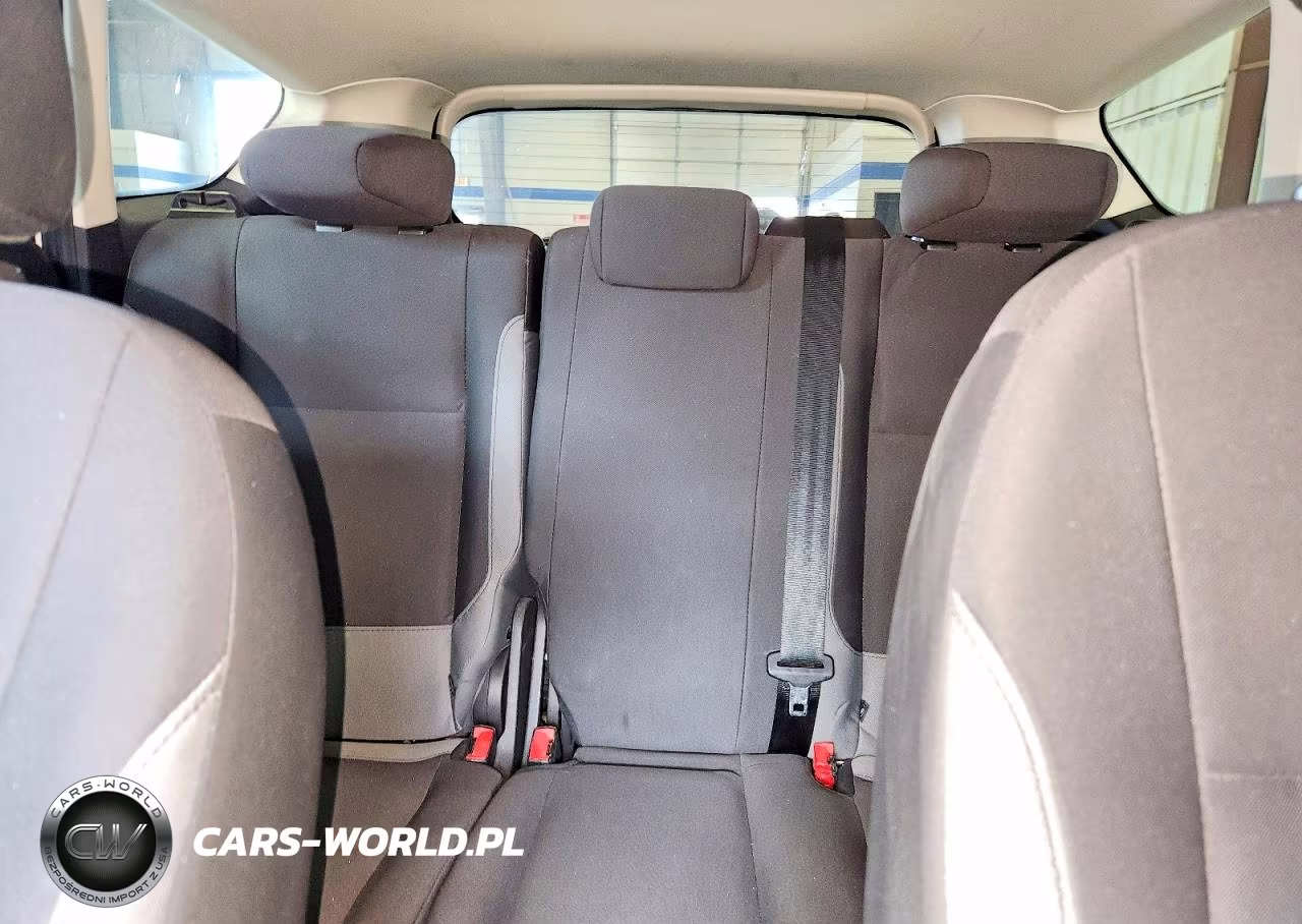 2015 Ford Escape S VIN:1FMCU0F73FUC28013 - 10