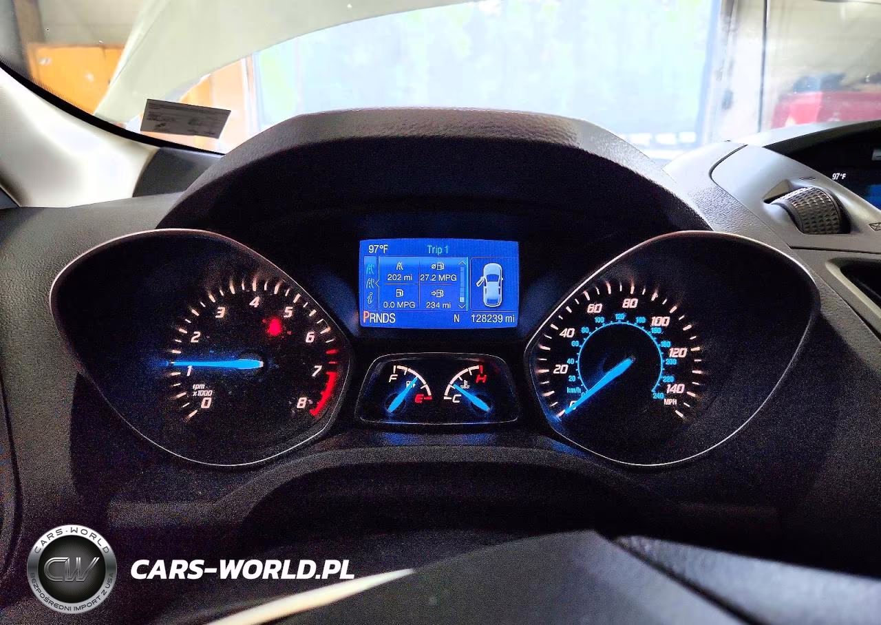 2015 Ford Escape S VIN:1FMCU0F73FUC28013 - 9