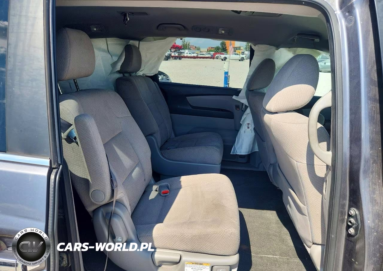 2016 Honda Odyssey Se VIN:5FNRL5H38GB129044 - 11