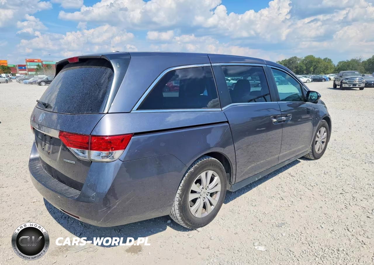 2016 Honda Odyssey Se VIN:5FNRL5H38GB129044 - 3