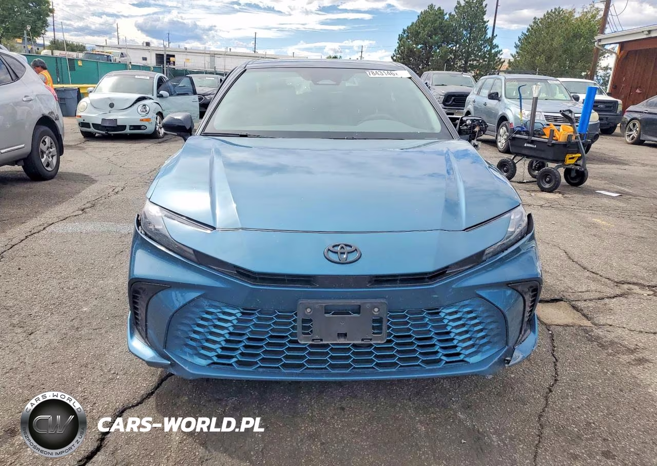 2026 Toyota Camry Xse VIN:4T1DBADK4TU040667 - 5
