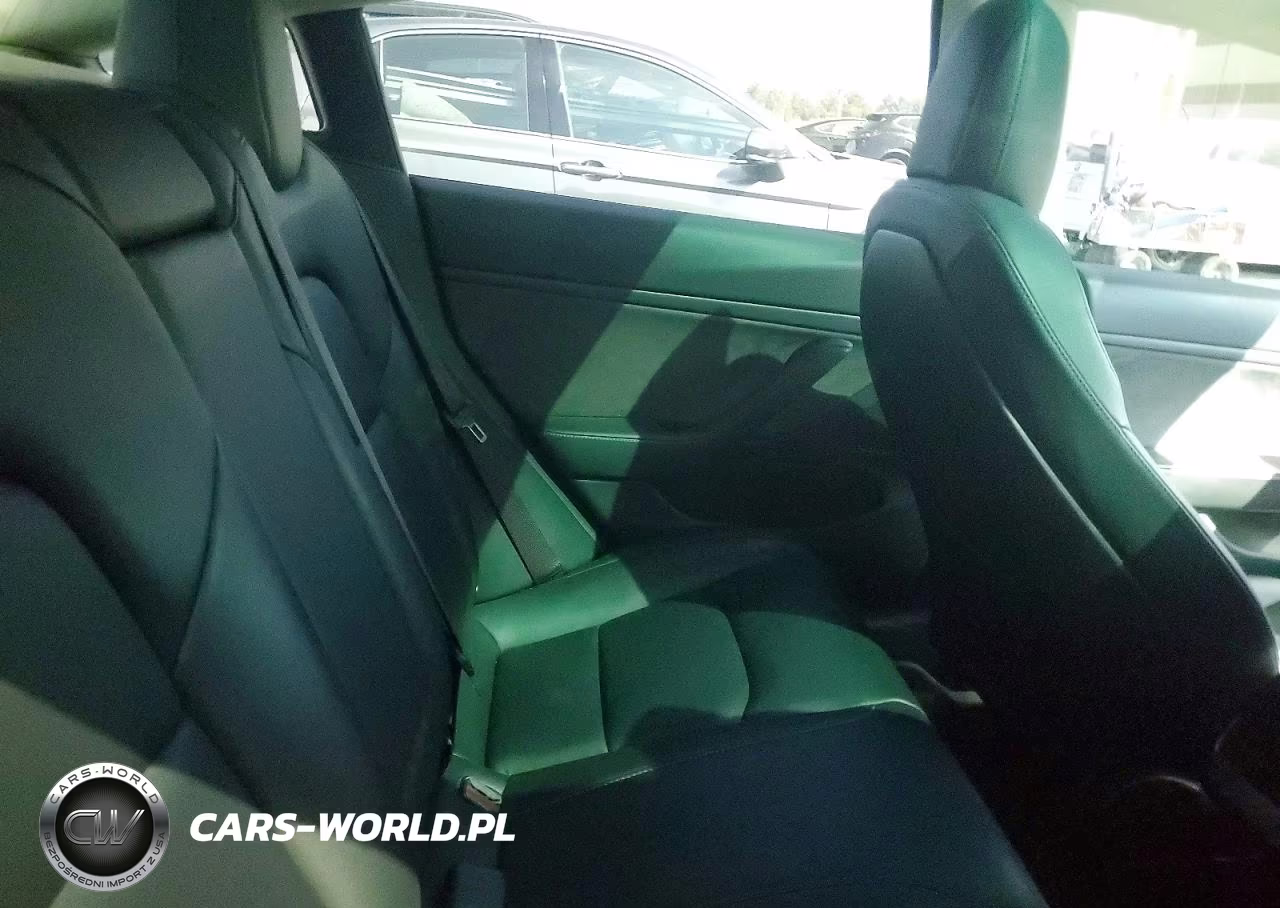 2019 Tesla Model 3 VIN:5YJ3E1EBXKF208566 - 10