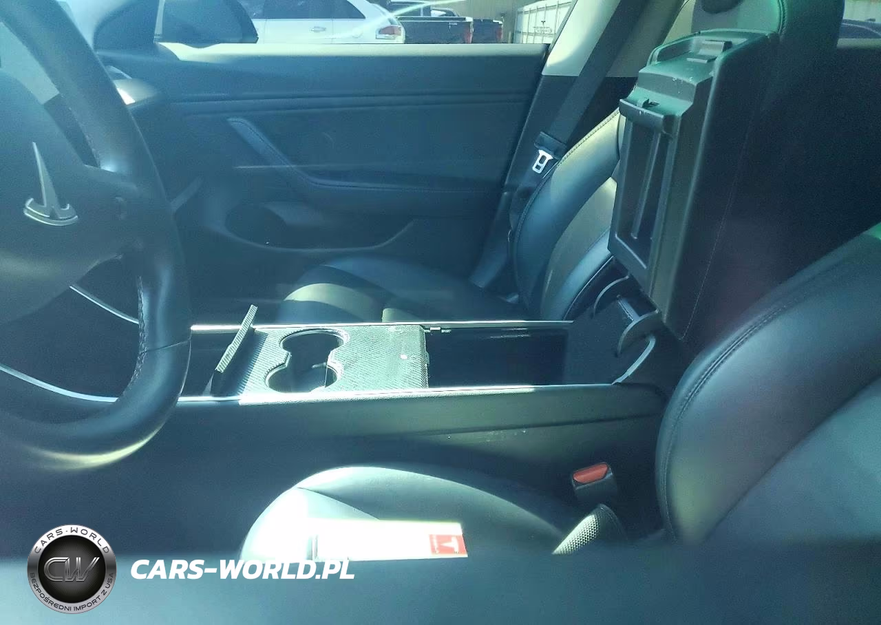 2019 Tesla Model 3 VIN:5YJ3E1EBXKF208566 - 7