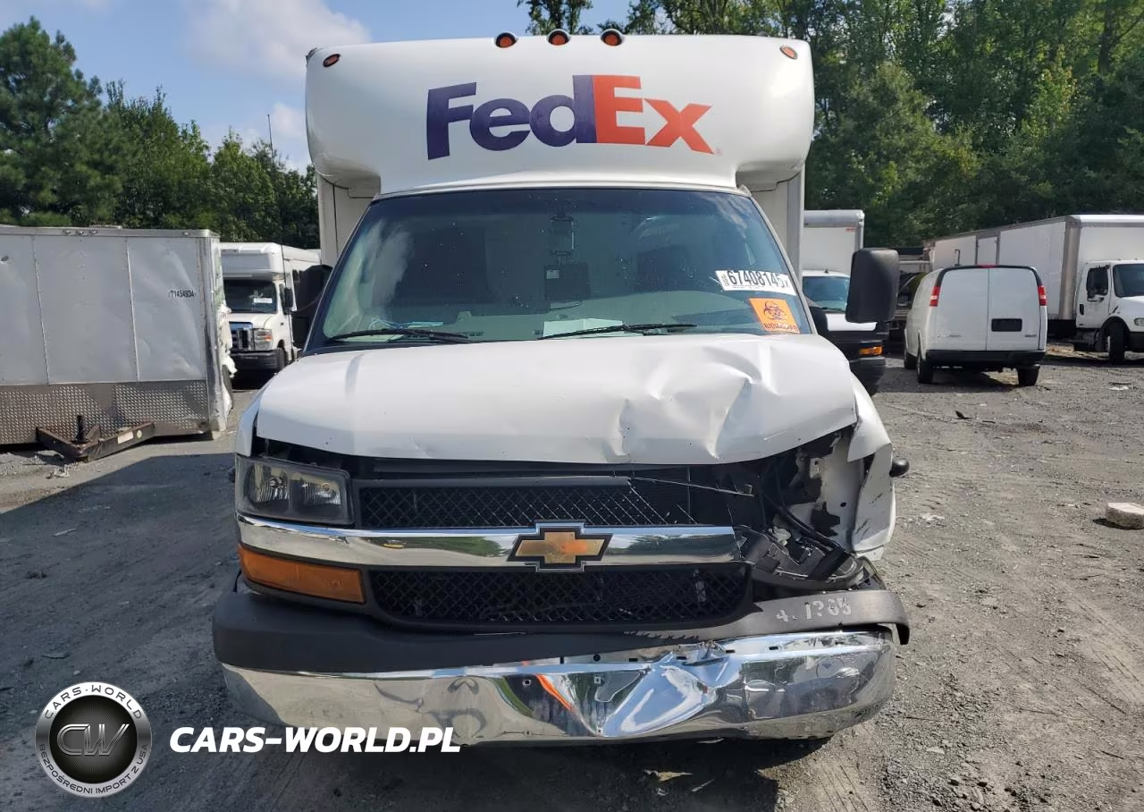 2020 Chevrolet Express G3 - Trucks VIN:1HA3GTCG7LN007419 - 11