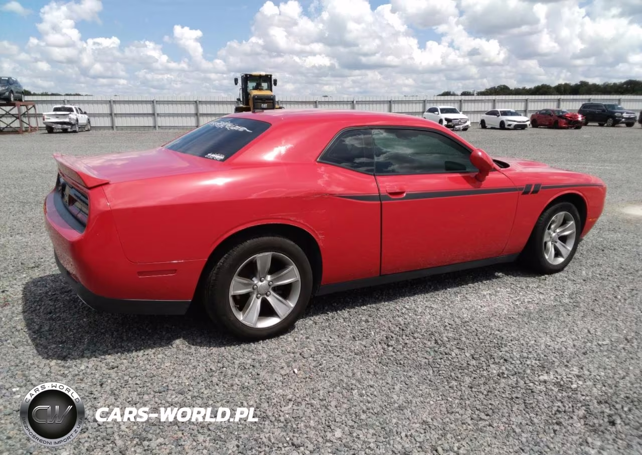 2018 Dodge Challenger Sxt VIN:2C3CDZAG7JH314456 - 3