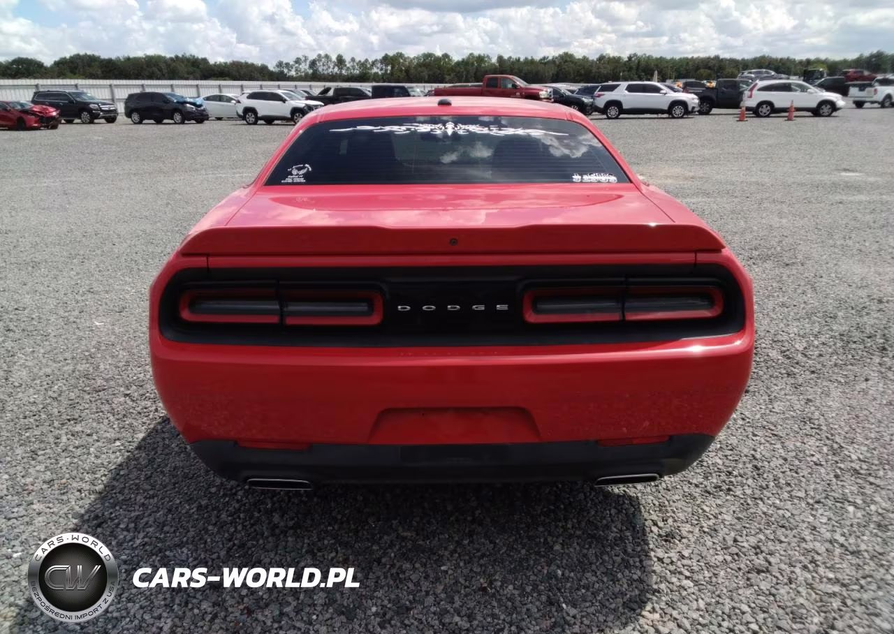 2018 Dodge Challenger Sxt VIN:2C3CDZAG7JH314456 - 6